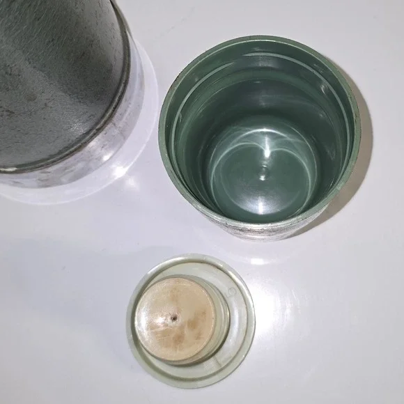 Vintage‎ Aladdin Stanley Thermos A-944C 1 Qt Vacuum Bottle #100 Cup #11 Stopper - Picture 5 of 16